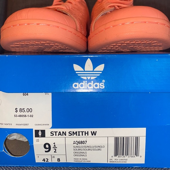 Stan smith Women’s in “Sunglo” - Picture 2 of 2